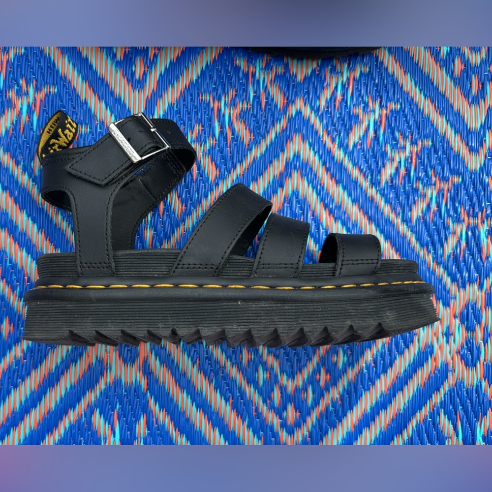 Doc Martens Blaire sandals size 7, 38 fit like a US size 8 vguc barley worn